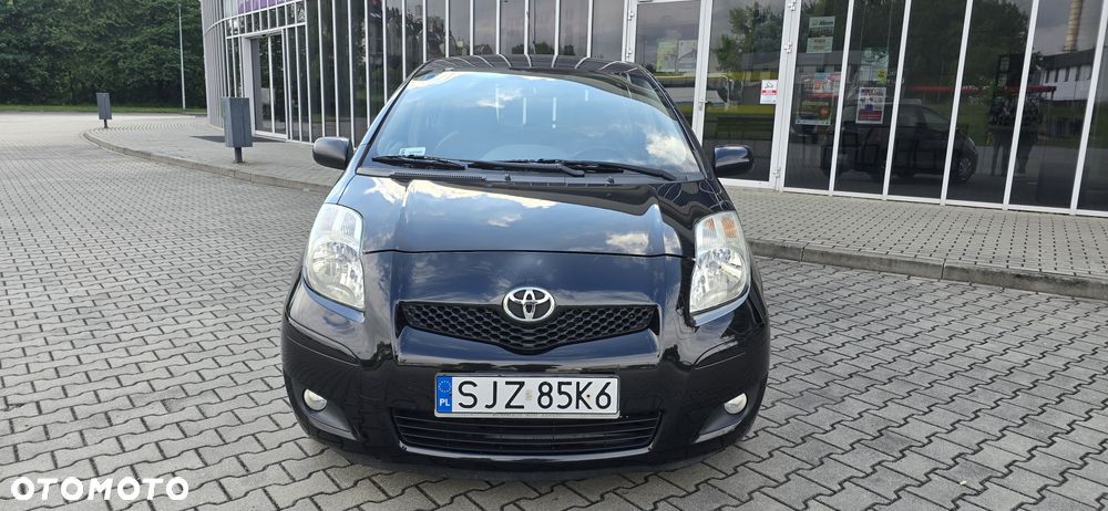 Toyota Yaris - 2