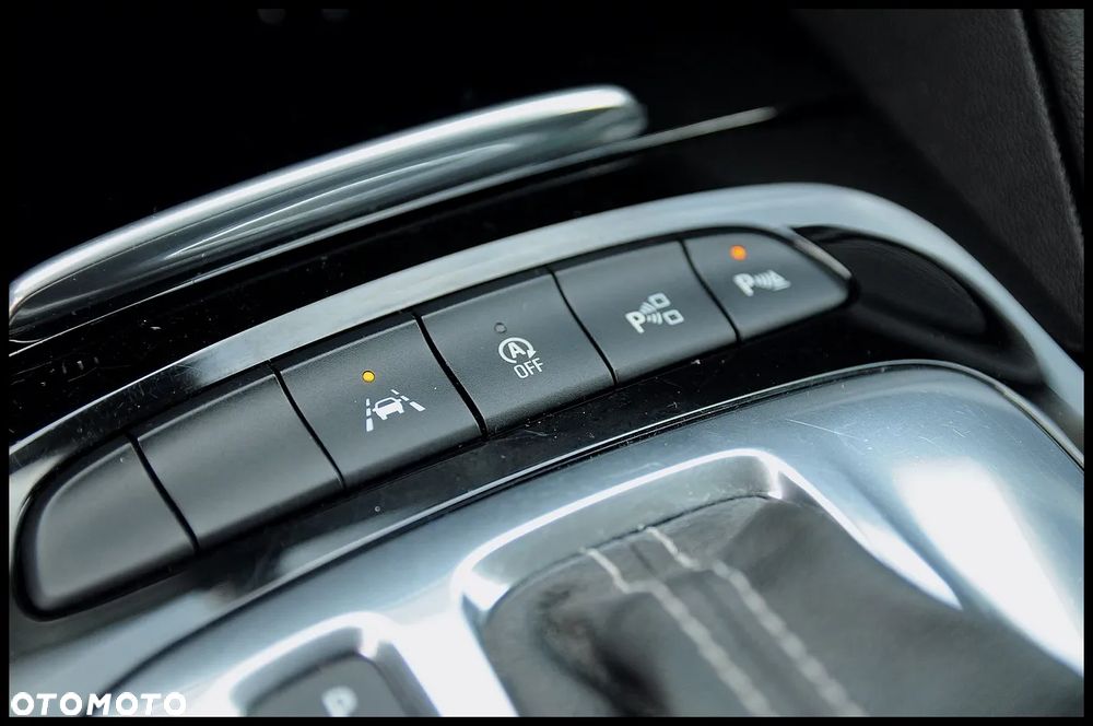 Opel Insignia - 38