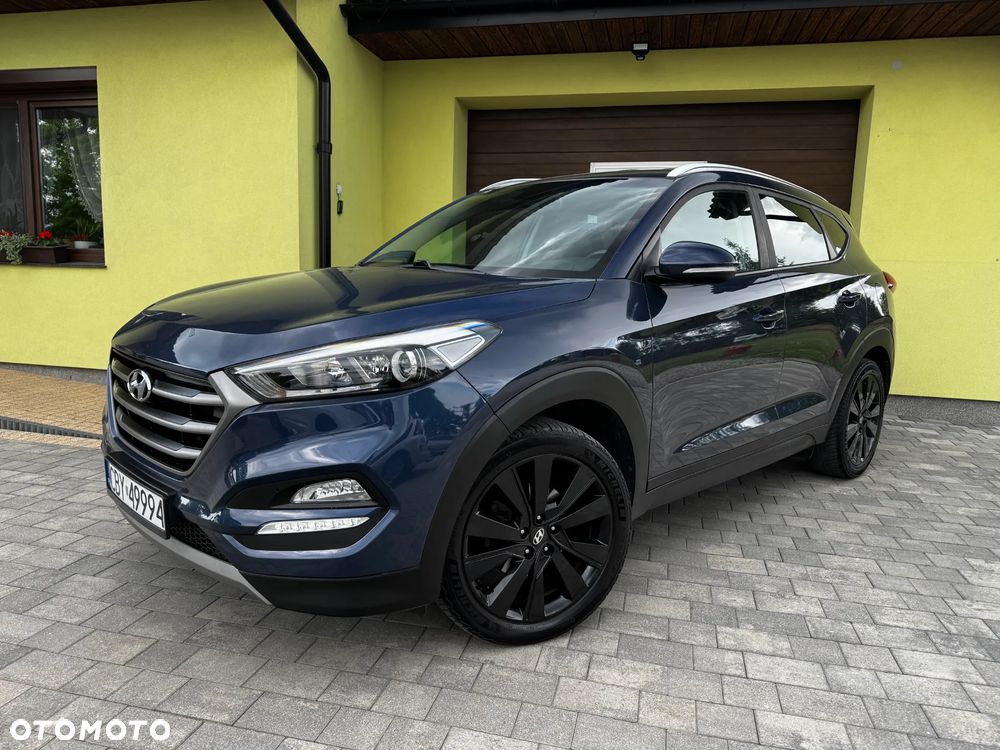 Hyundai Tucson 1.7 CRDI BlueDrive Style 2WD - 1