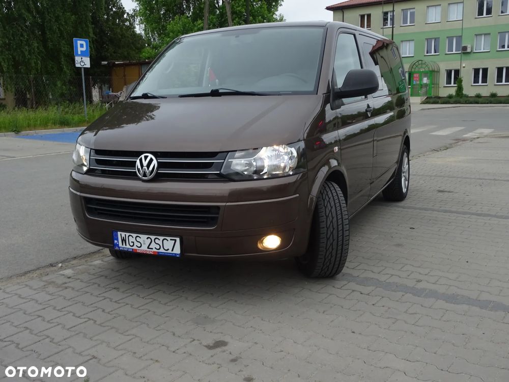Volkswagen Multivan - 7