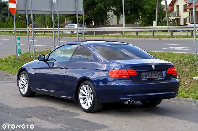 BMW Seria 3 320d Coupe - 4