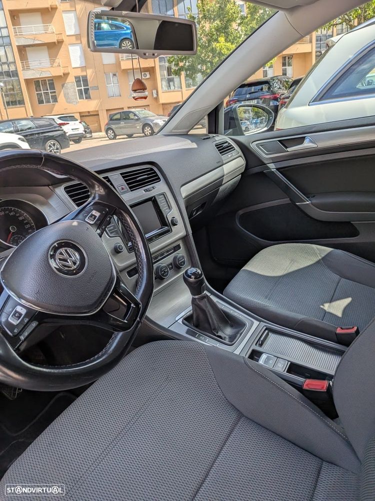 VW Golf 1.6 TDi DPF BlueMotion MATCH - 10