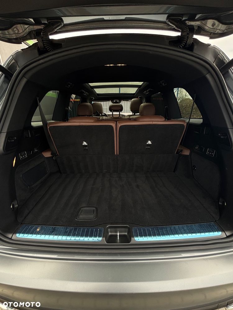 Mercedes-Benz GLS - 36