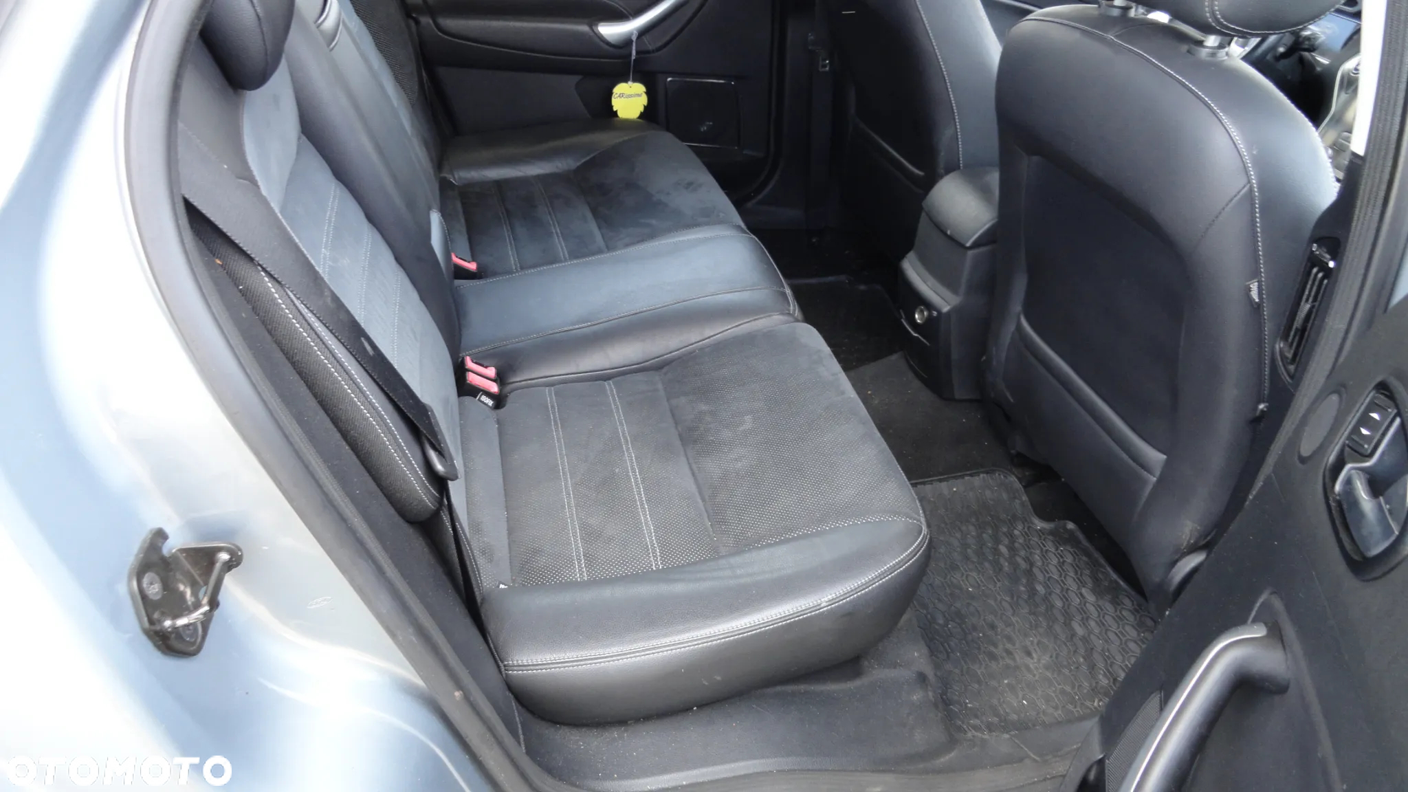 Ford Mondeo 2.0 TDCi Titanium X - 14