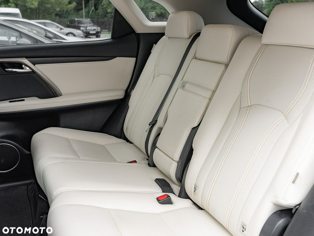 Lexus RX 450h F-Impression - 28
