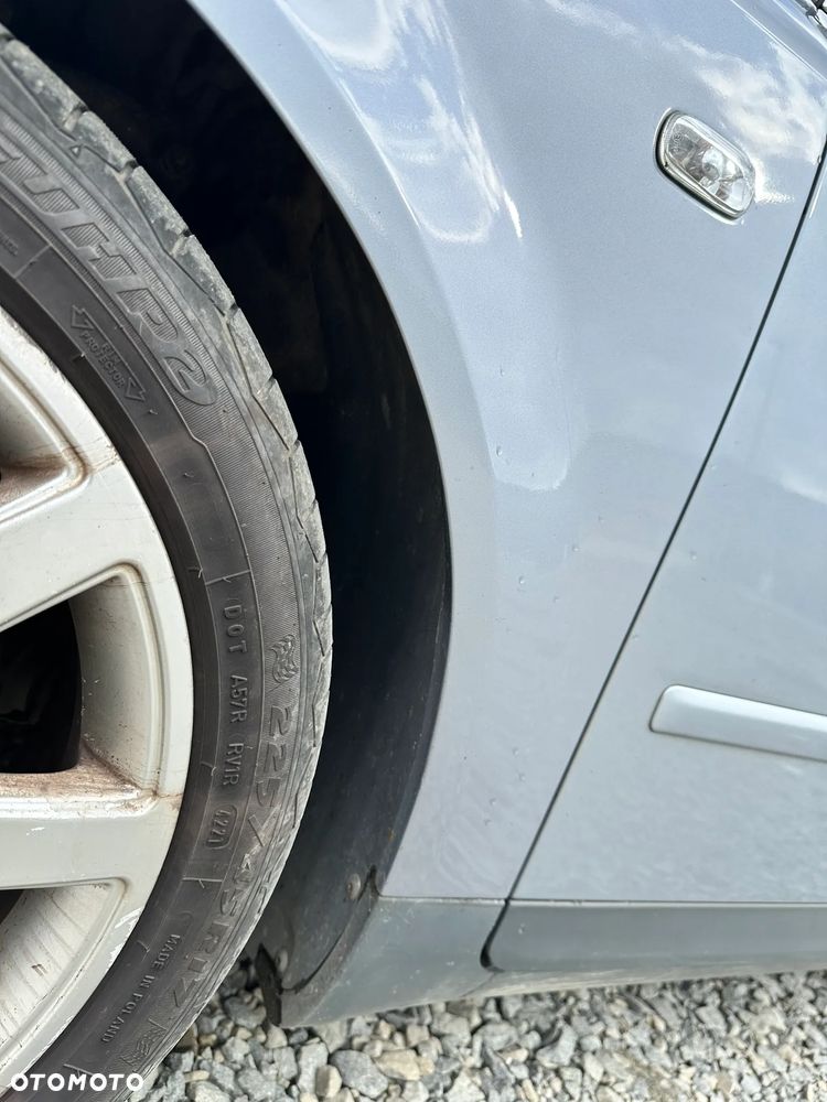 Audi A4 Limousine - 6