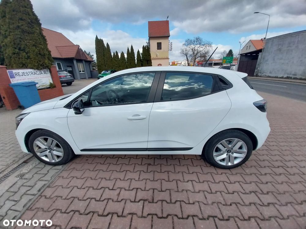 Renault Clio - 17