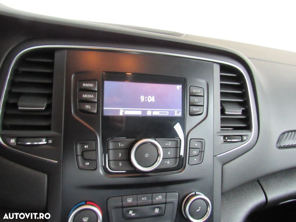 Renault Megane Blue dCi Life - 16