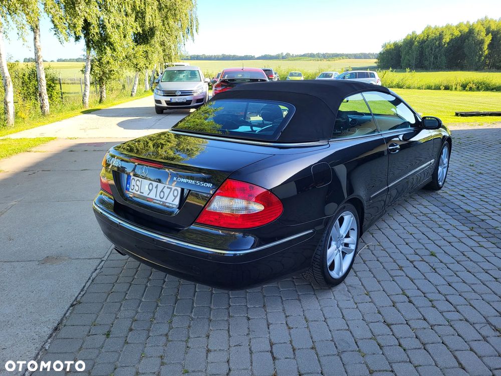 Mercedes-Benz CLK - 4