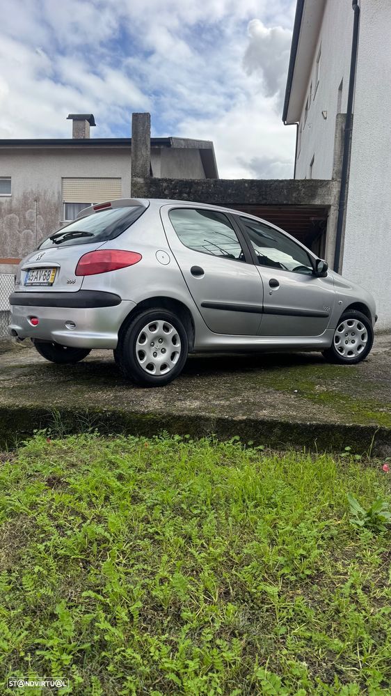 Peugeot 206 1.1 Look II - 4