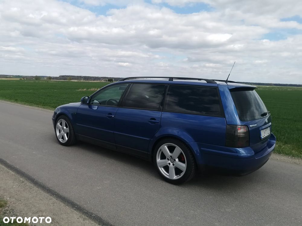 Volkswagen Passat 1.9 TDI Comfortline - 7