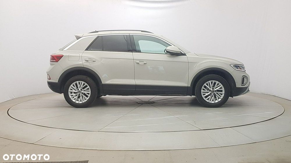 Volkswagen T-Roc - 8