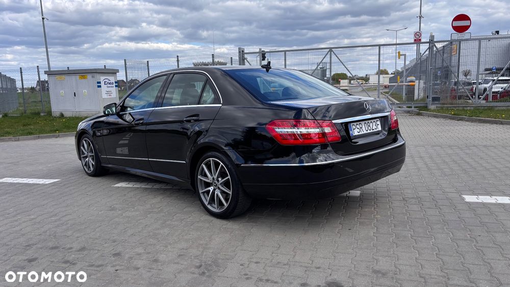 Mercedes-Benz Klasa E 220 CDI 7G-TRONIC Avantgarde - 8