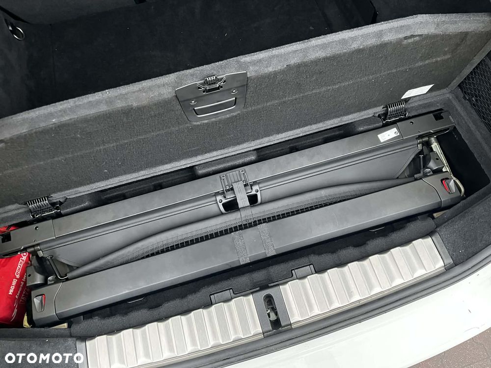 BMW Seria 1 120d M Sport - 8