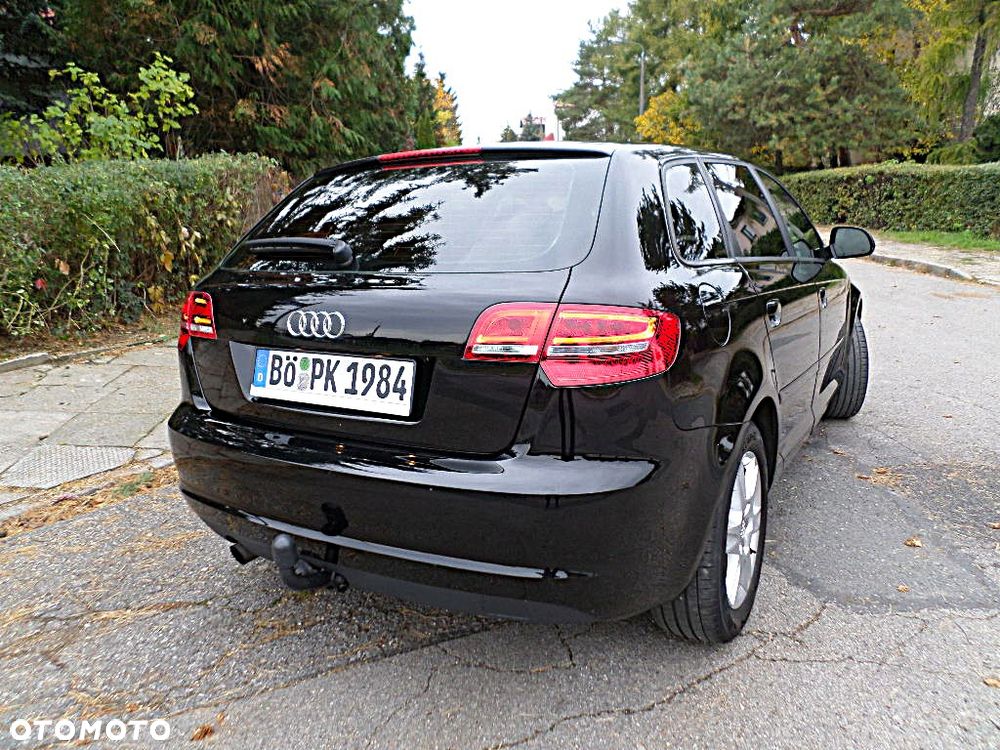 Audi A3 Sportback 2010 photo 4