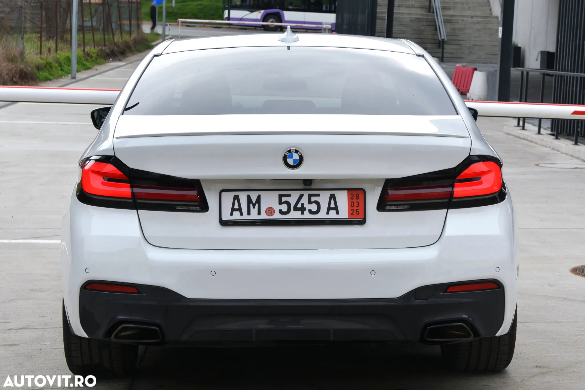 BMW Seria 5 530d AT MHEV - 5