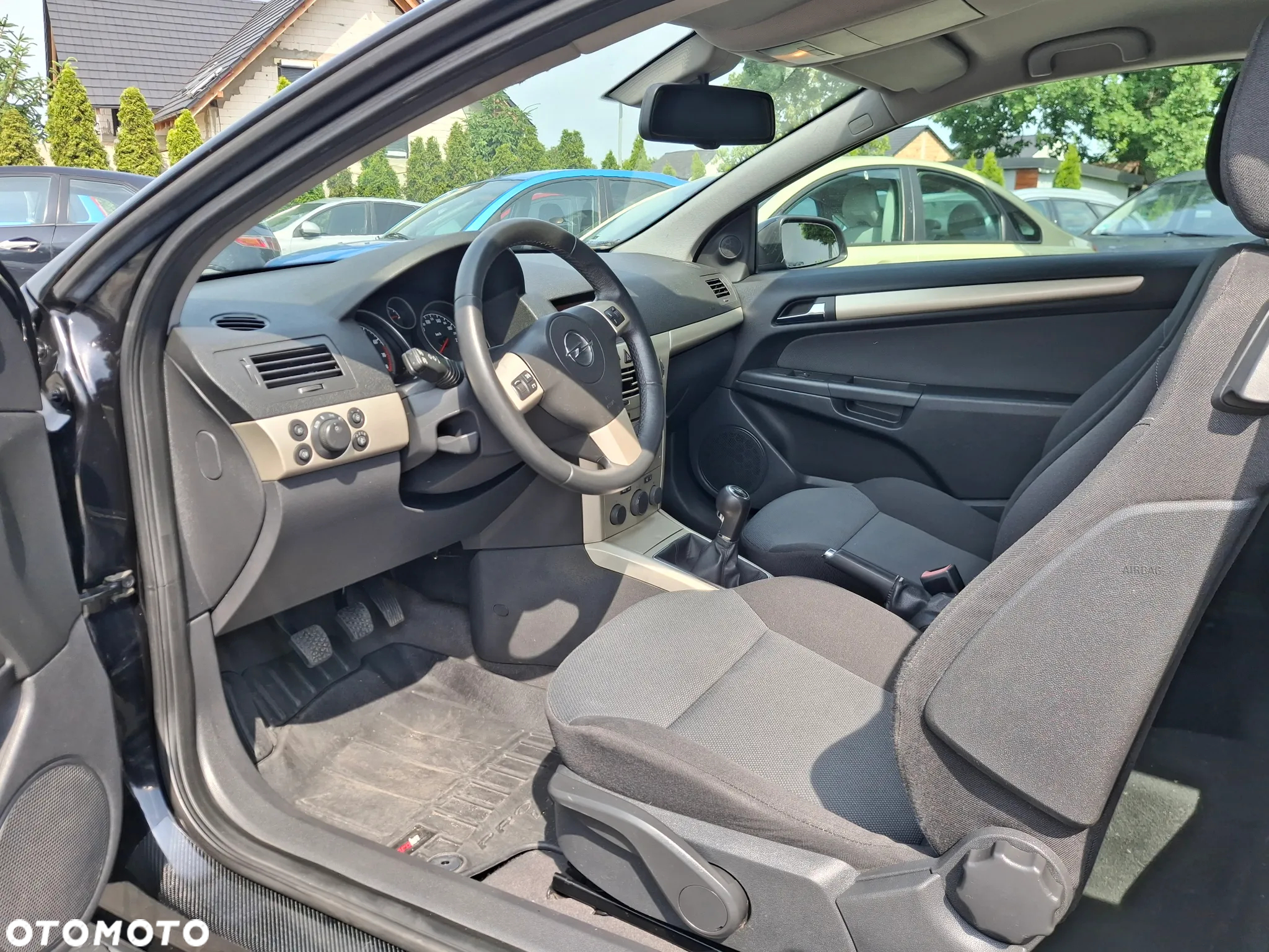 Opel Astra GTC 1.8 Innovation - 8
