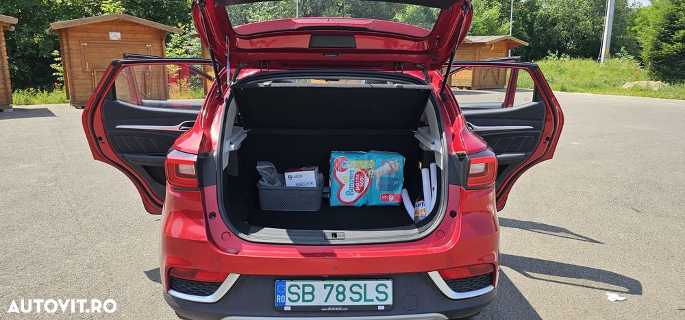 MG ZS EV - 10