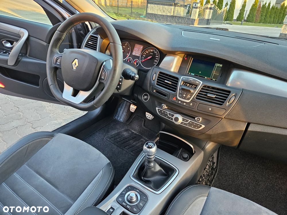 Renault Laguna 2.0 dCi Bose Edition ESM - 19
