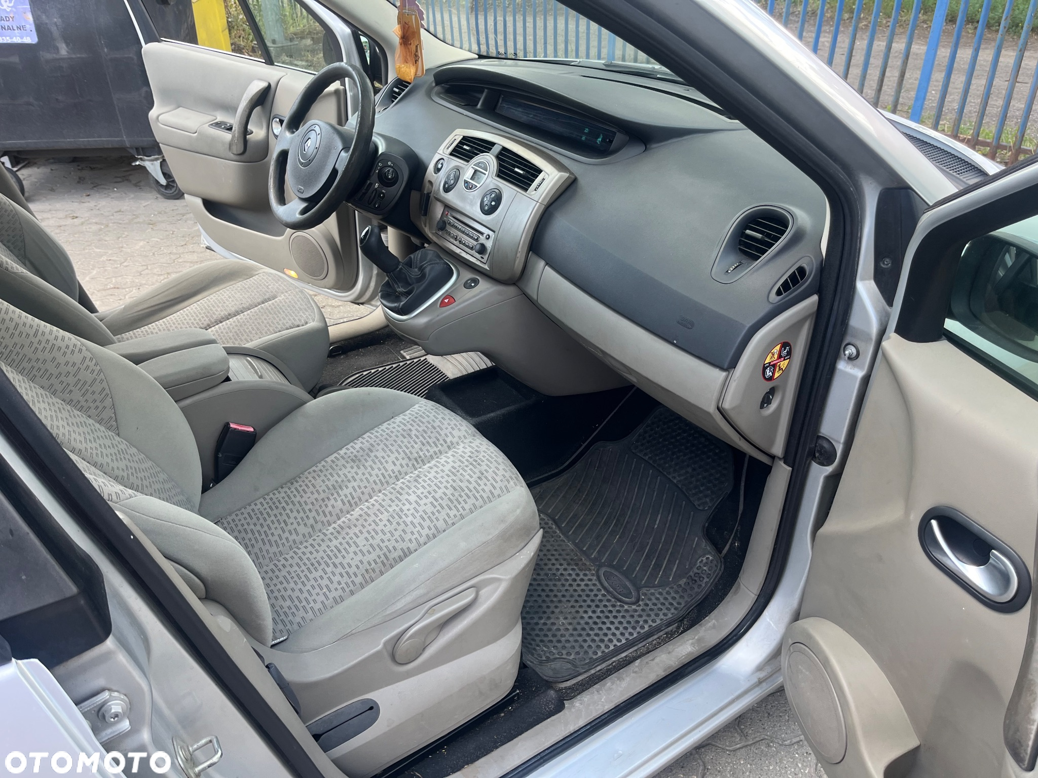 Renault Scenic 1.6 16V Privilege - 16