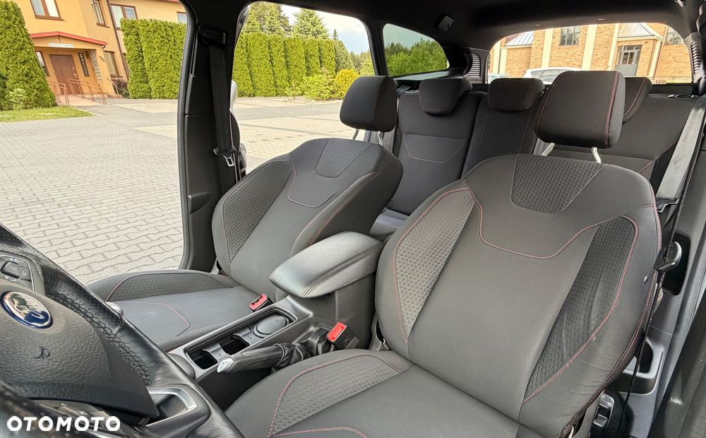 Ford Focus - 28