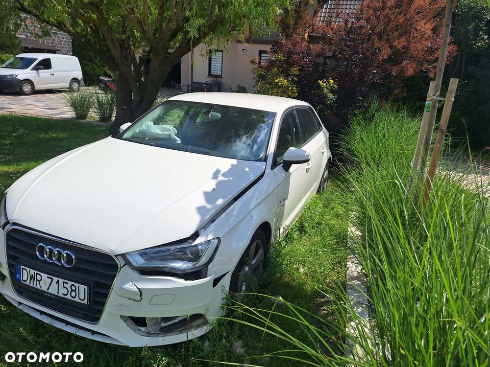 Audi A3 Sportback - 6