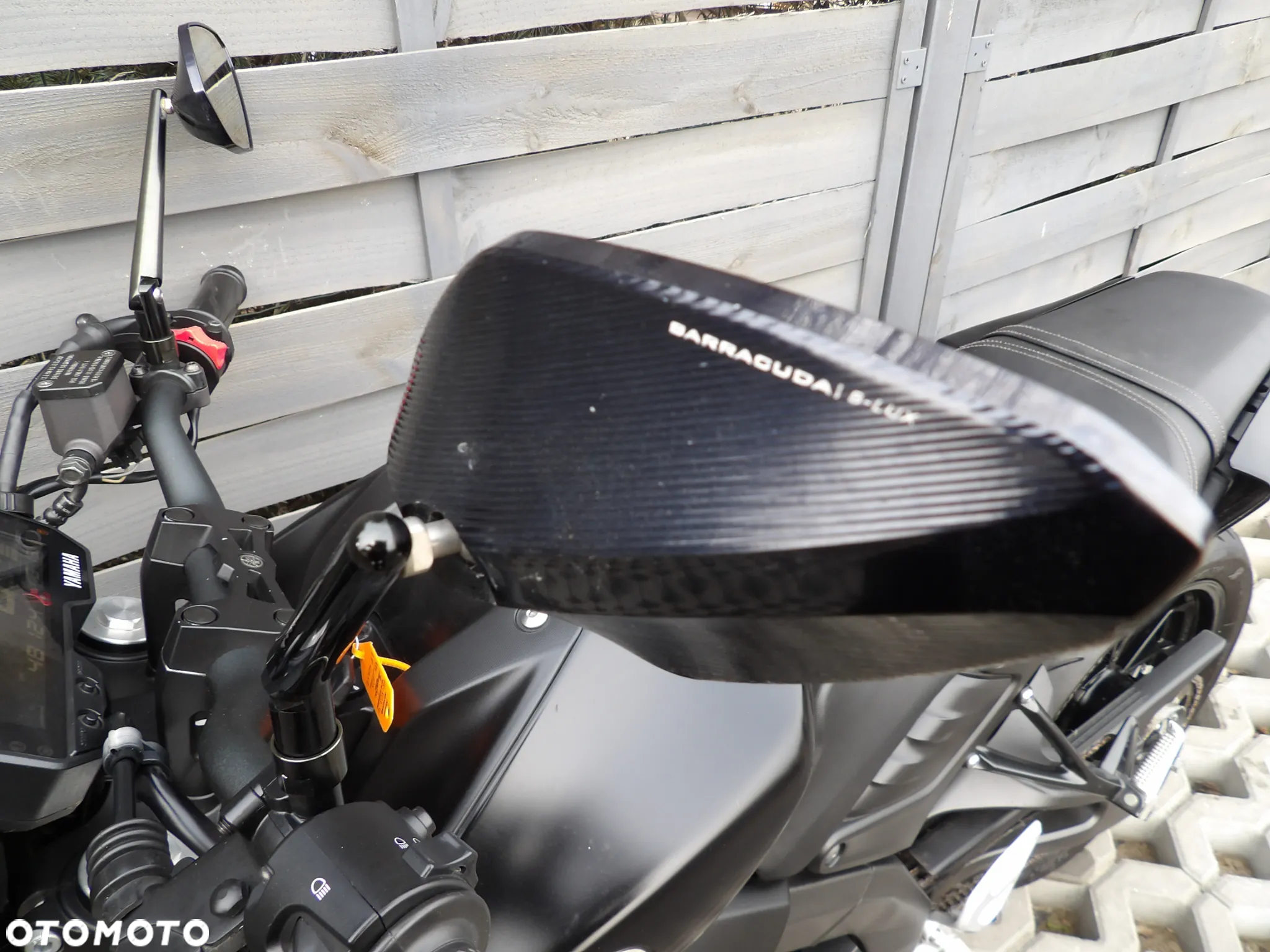 Yamaha MT - 12
