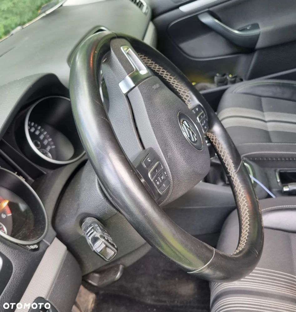 Volkswagen Golf 1.6 TDI Comfortline - 21