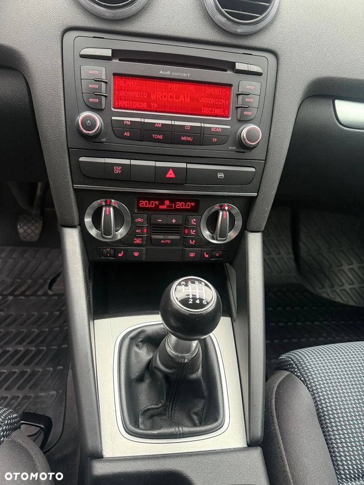 Audi A3 Sportback 1.4 TFSI Ambition - 19