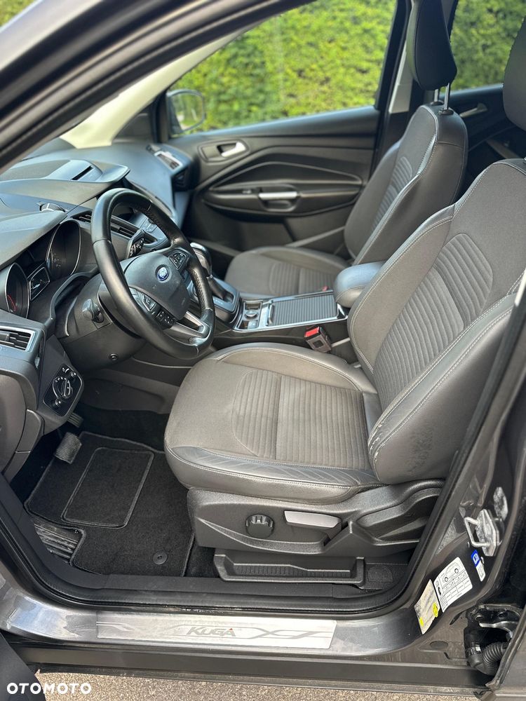 Ford Kuga 2.0 TDCi 4x4 Titanium - 14