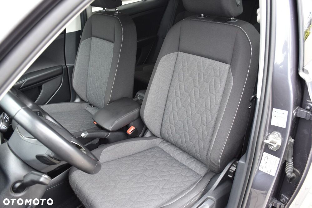 Volkswagen T-Cross - 24