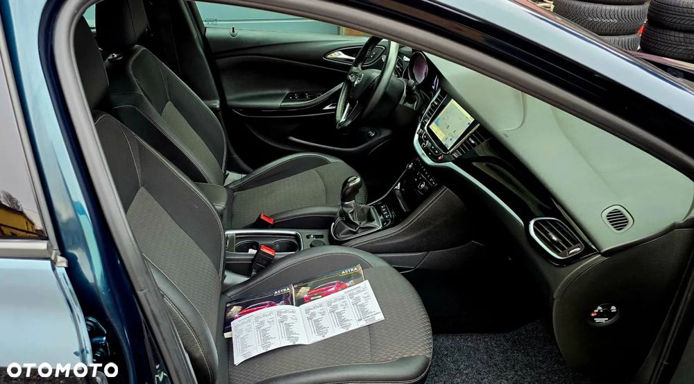 Opel Astra 1.4 Turbo Innovation - 19