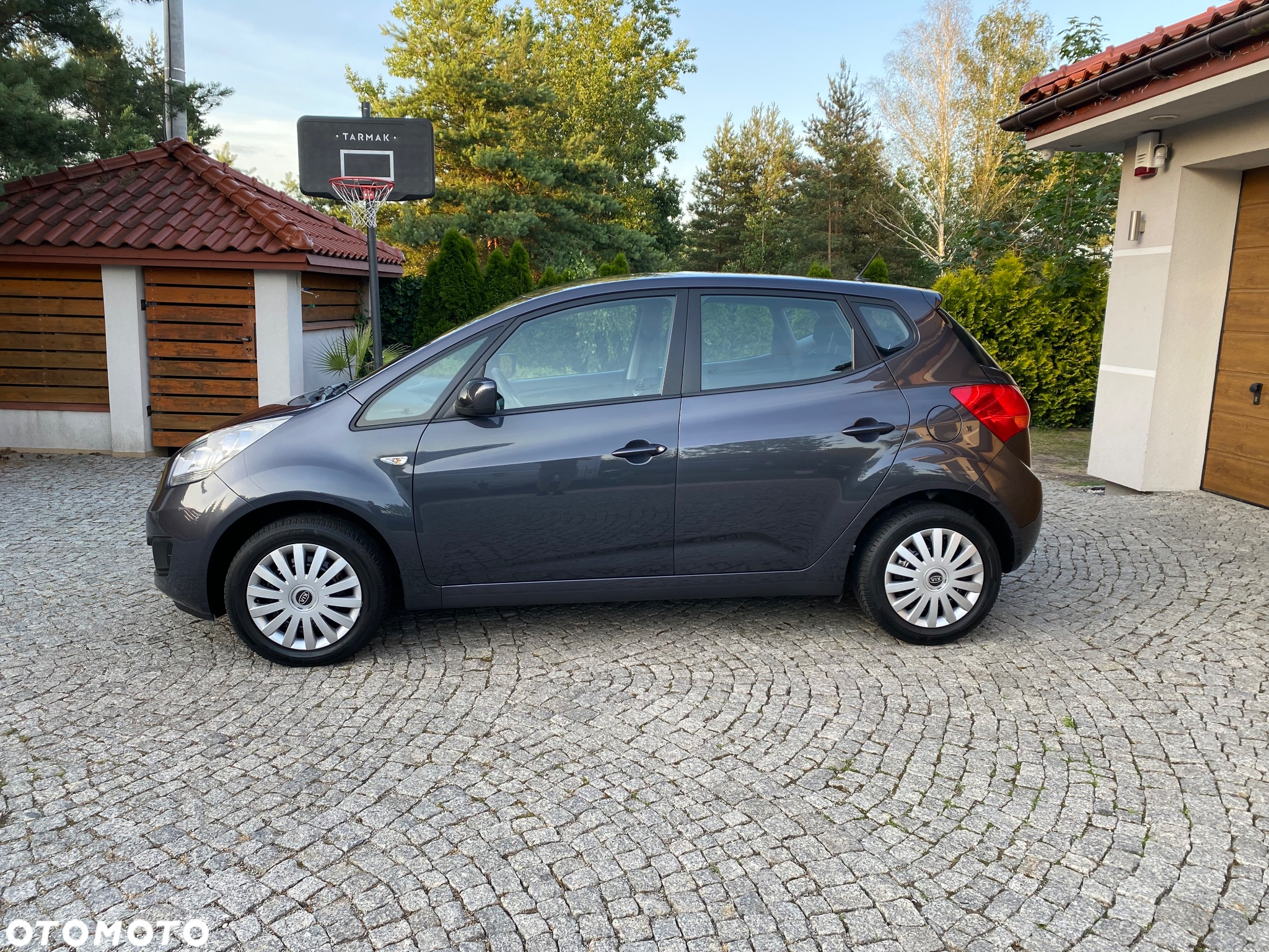 Kia Venga - 14