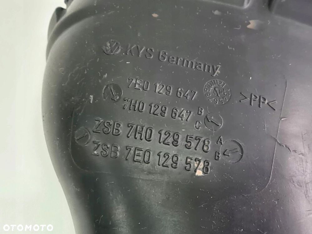 VW T5 rura dolot przewód powietrza 7H0129647 - 2