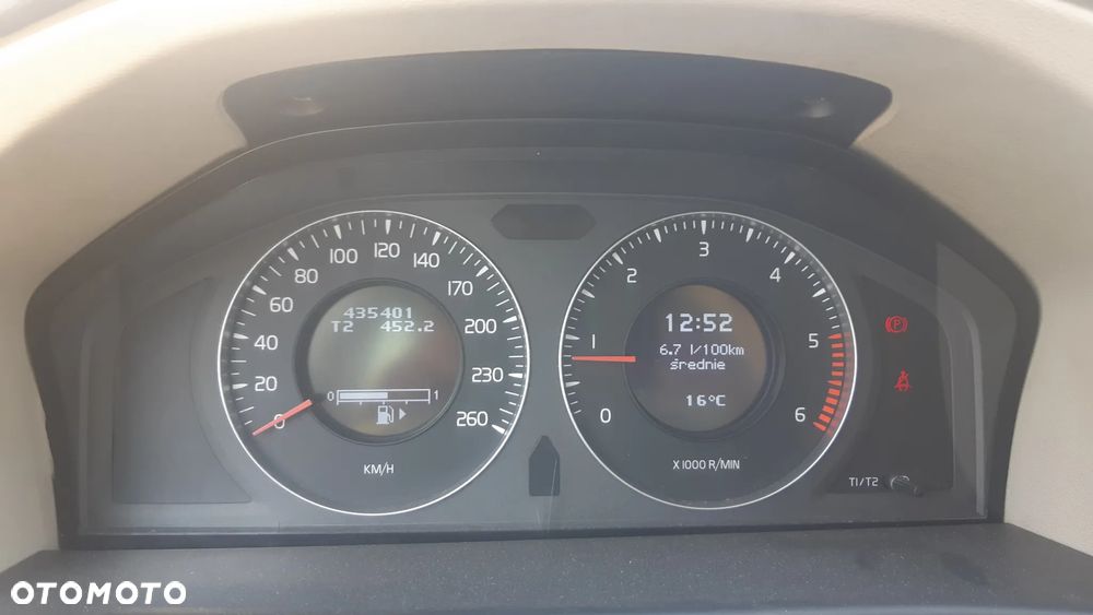 Volvo V70 2.0D Momentum - 4