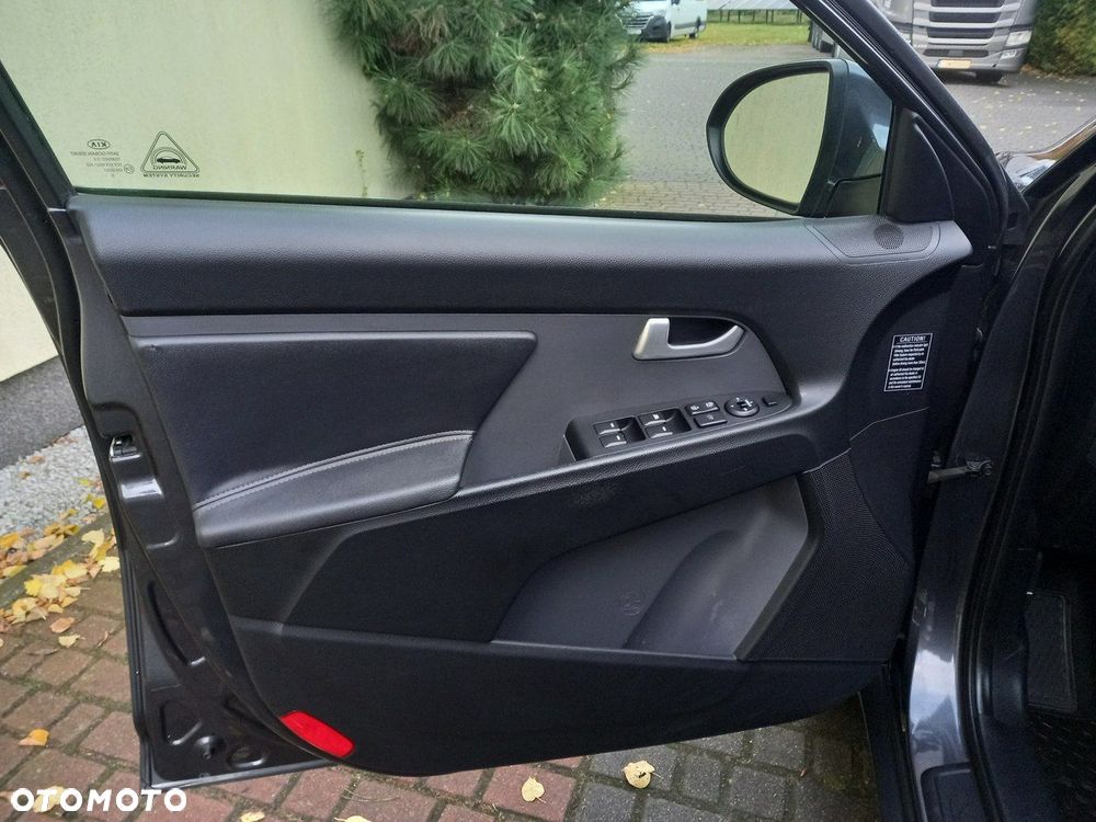 Kia Sportage 1.7 CRDI 2WD ISG Attract - 31