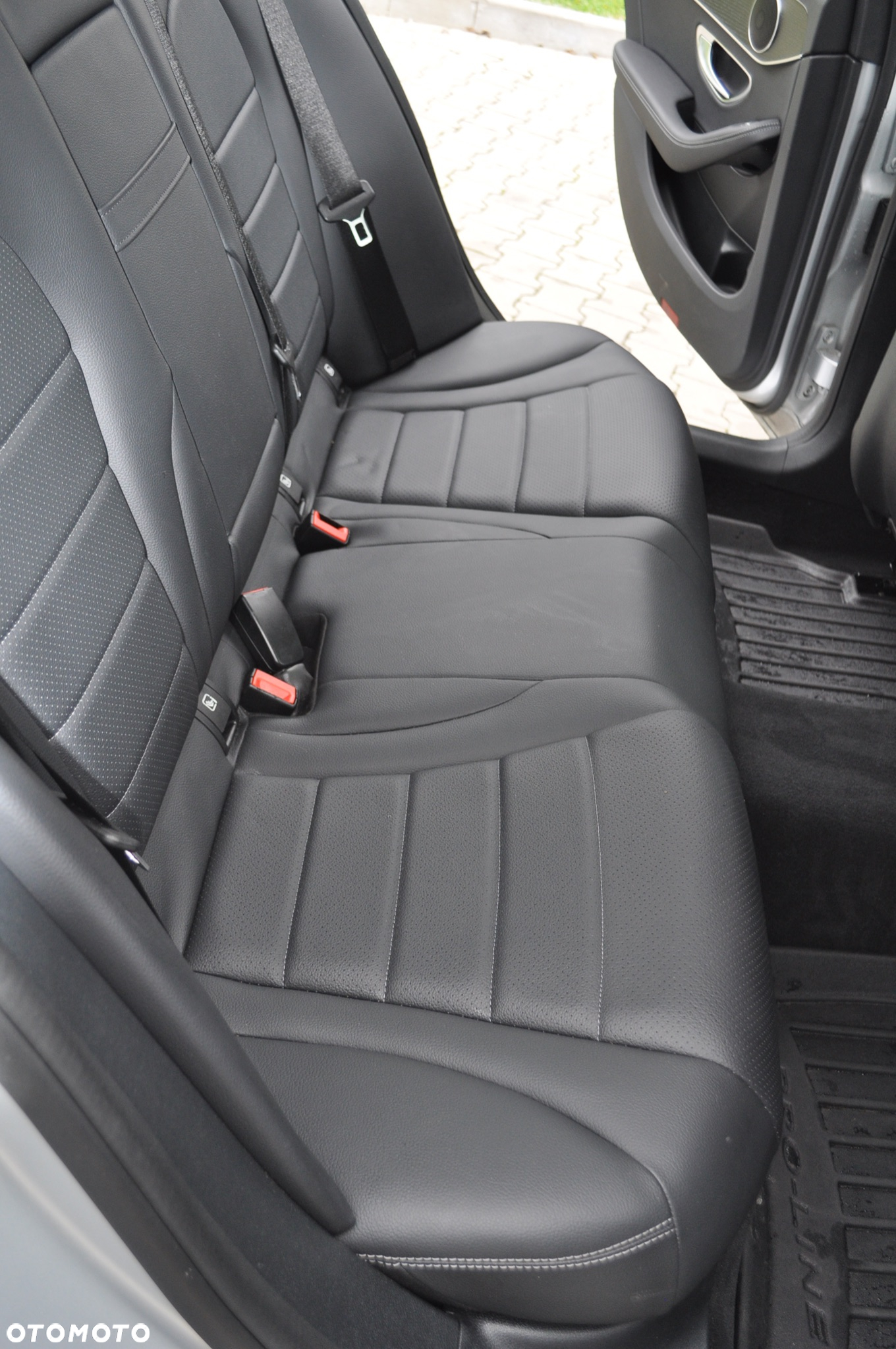 Mercedes-Benz Klasa C 200 9G-TRONIC Exclusive - 15
