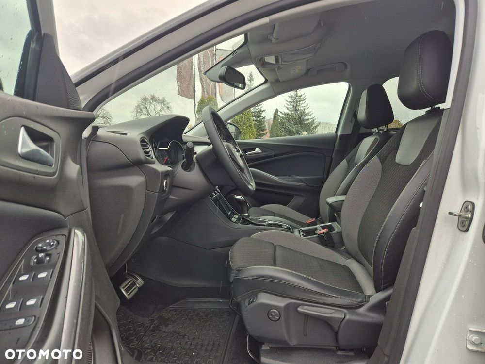 Opel Grandland X 1.6 T Ultimate S&S - 9