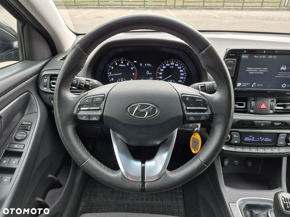 Hyundai i30 1.0 T-GDI Smart - 24