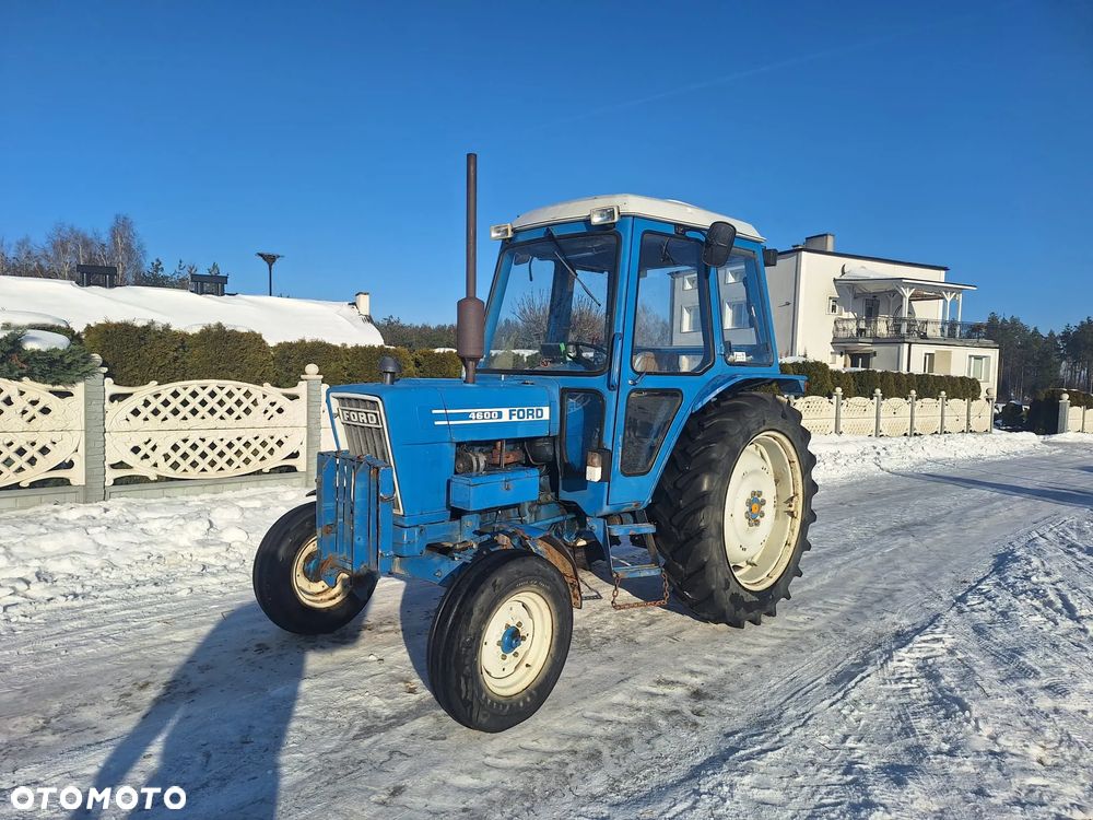 Ford 4600 - 4