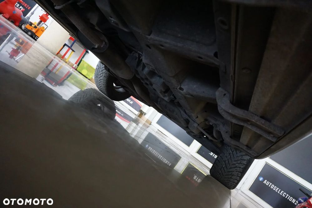 Chevrolet Captiva 2.4 2WD 5 Sitzer LS - 18
