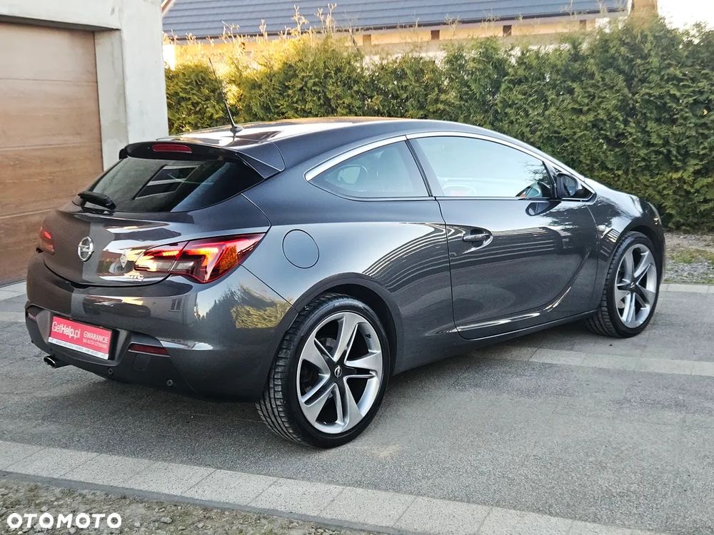 Opel Astra 1.6 T Sport - 22