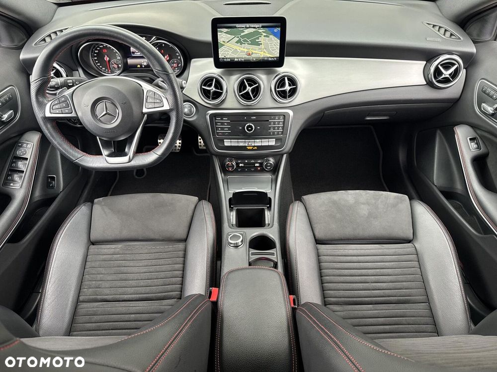 Mercedes-Benz GLA 200 7G-DCT AMG Line - 18