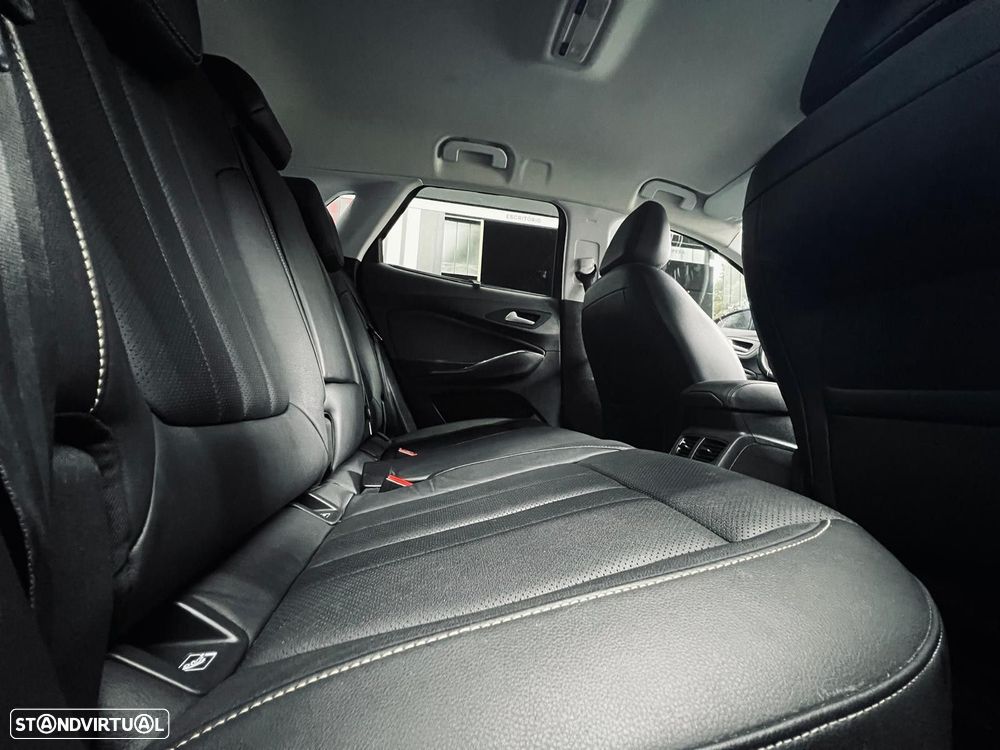 Opel Grandland X 1.2 T Ultimate AT - 42