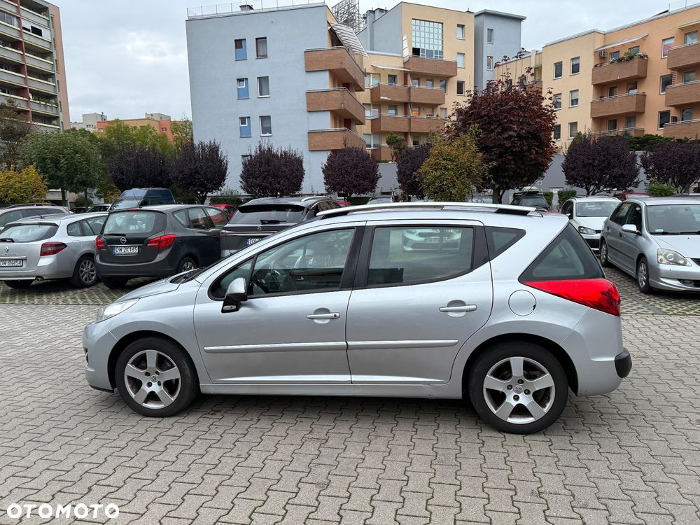 Peugeot 207 120 Premium - 8