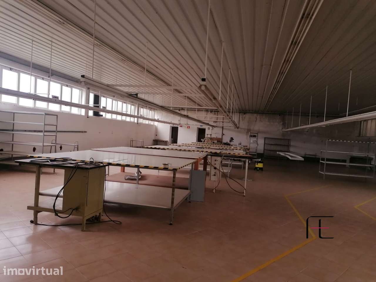 Armazém  Venda em Raimonda,Paços de Ferreira - Grande imagem: 5/34