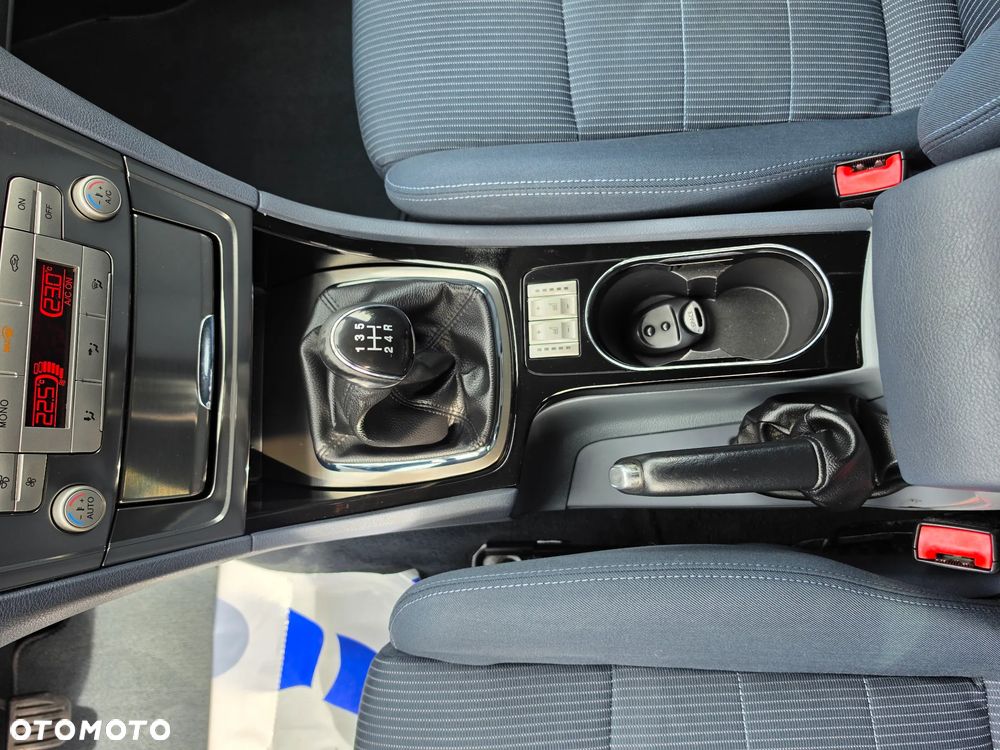 Ford Mondeo 2.0 Ghia Executive - 26