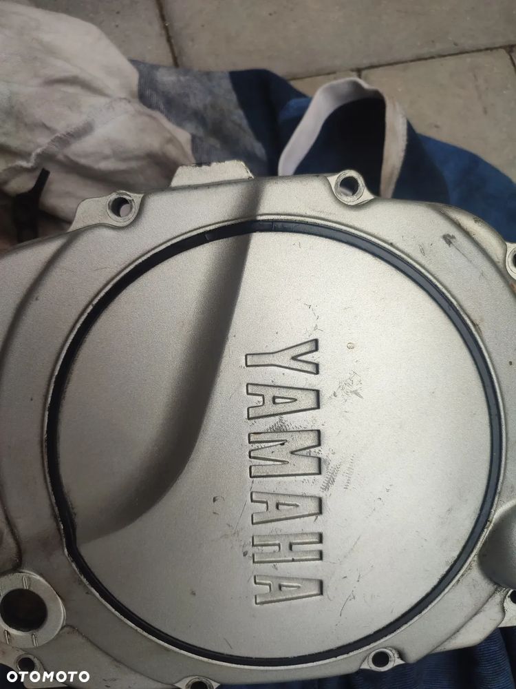 Dekiel, pokrywa silnika Yamaha Thunderace 1000 - 3