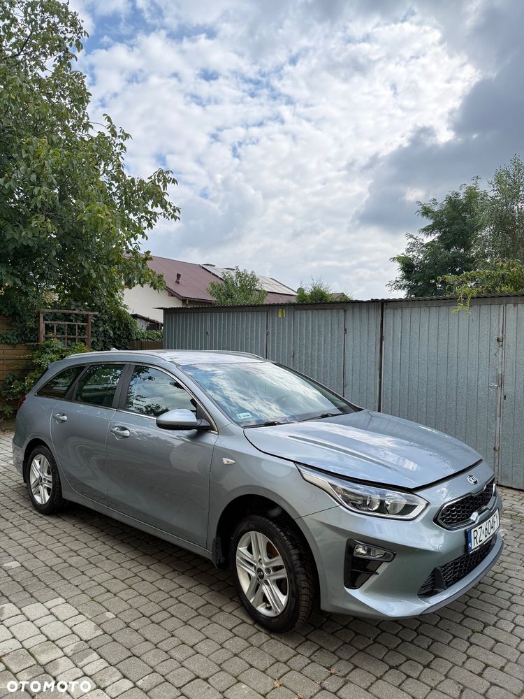 Kia Ceed 2021 photo 2