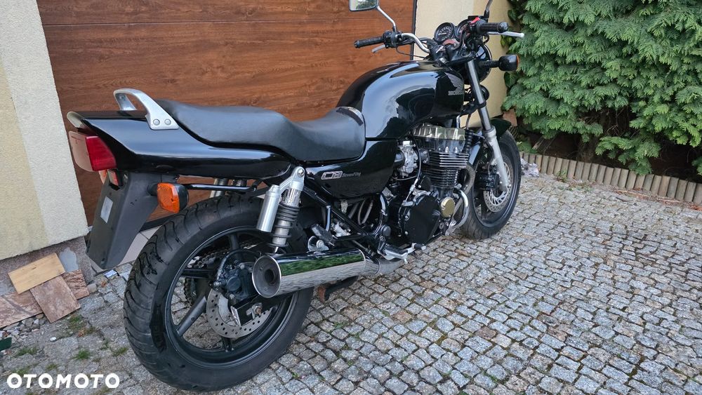 Suzuki GSX - 14